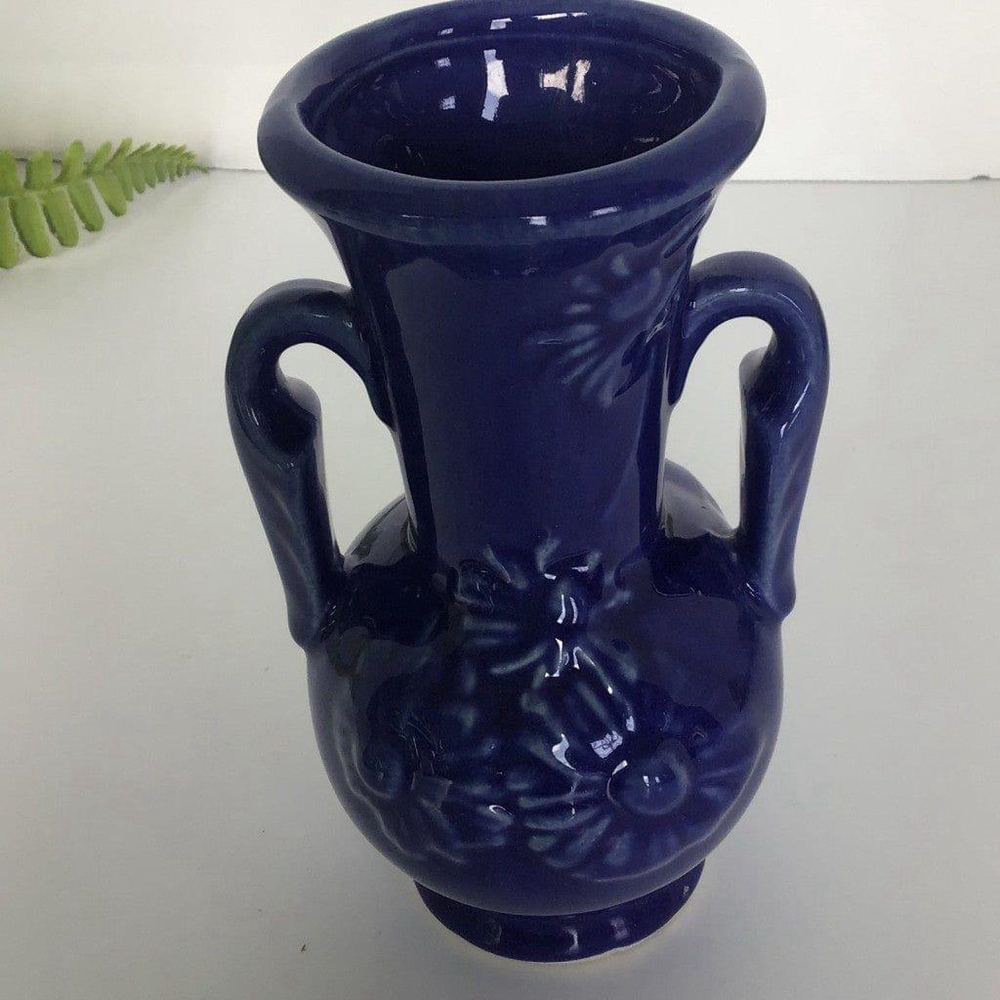 Vintage Shawnee Colbalt Vase with Embossed Flowers - Picture 3 of 7